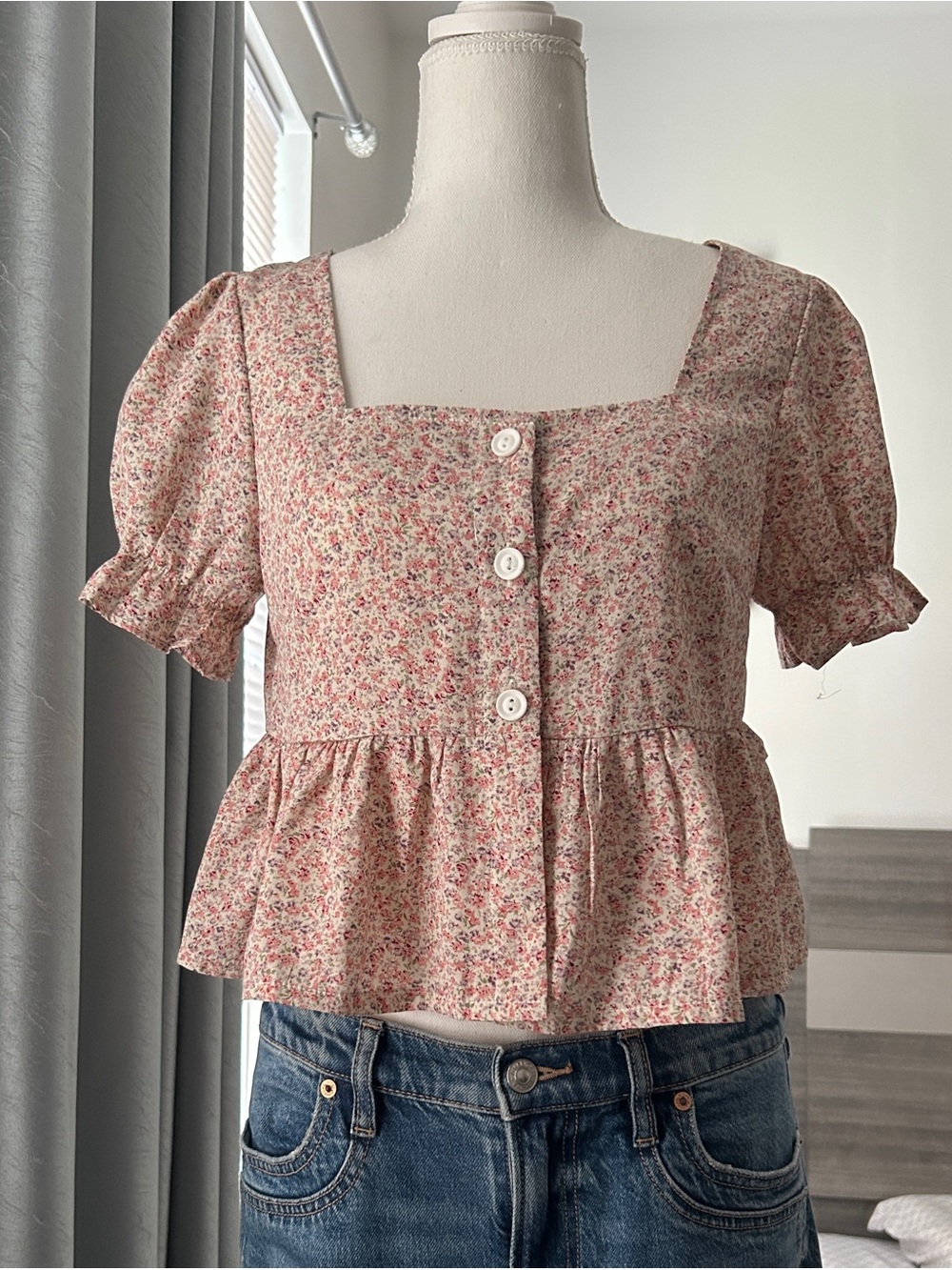 Floral Square-Neck Peplum Button-Front Top - Pink